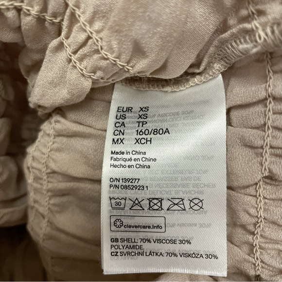 H&M Long Sleeve Bubble Top - Picture 3 of 3